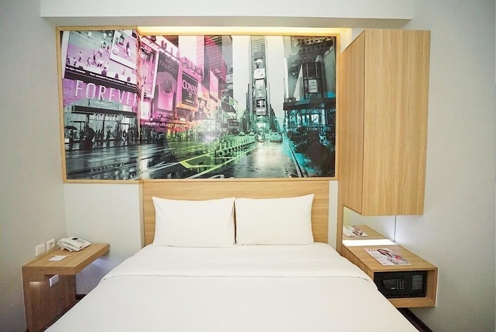 Фото отеля 2