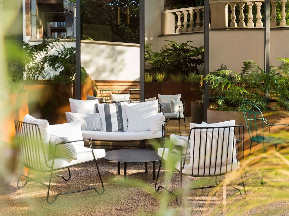 Фото Ibis Brussels Centre Châtelain