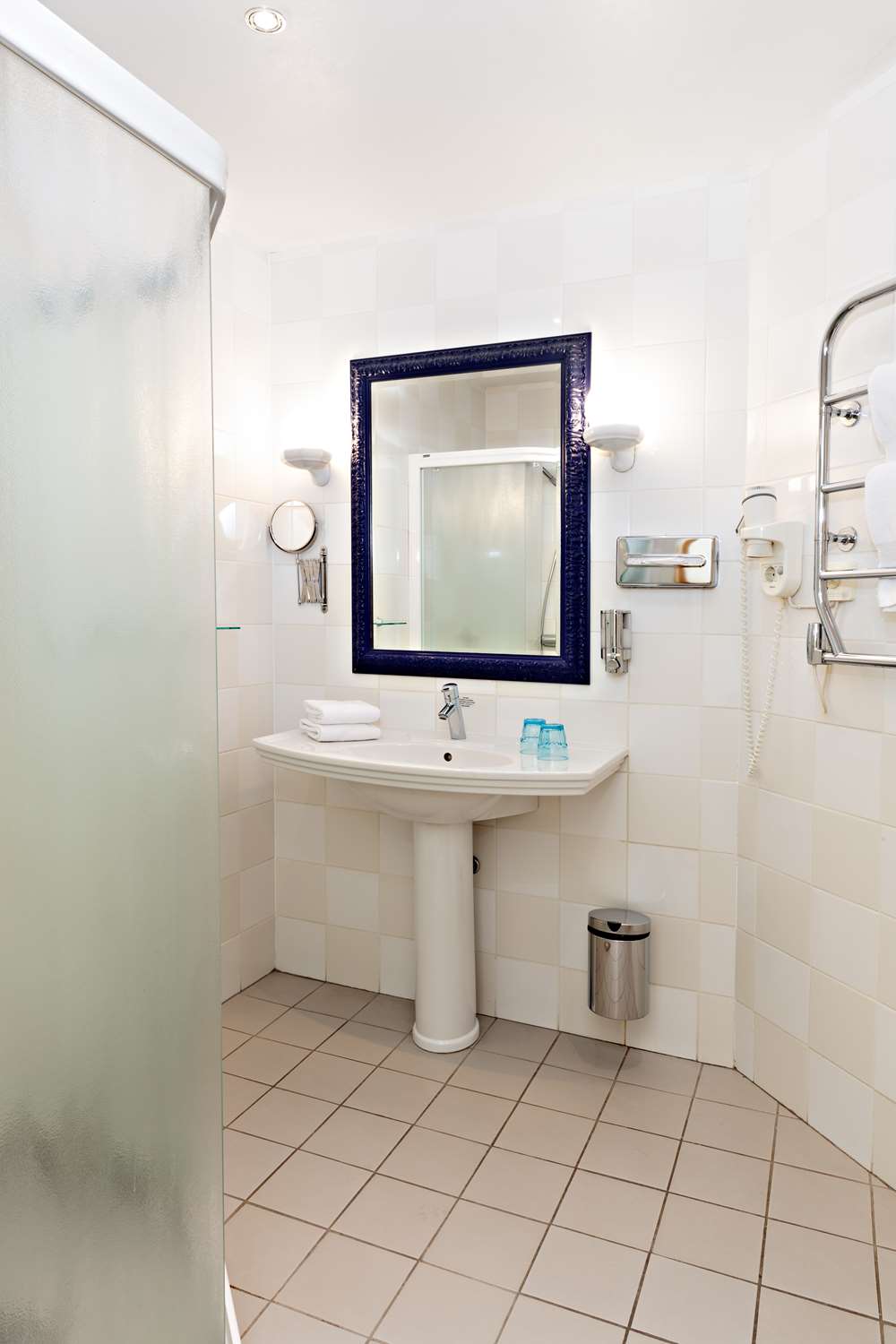 Фото Sure Hotel by Best Western Center