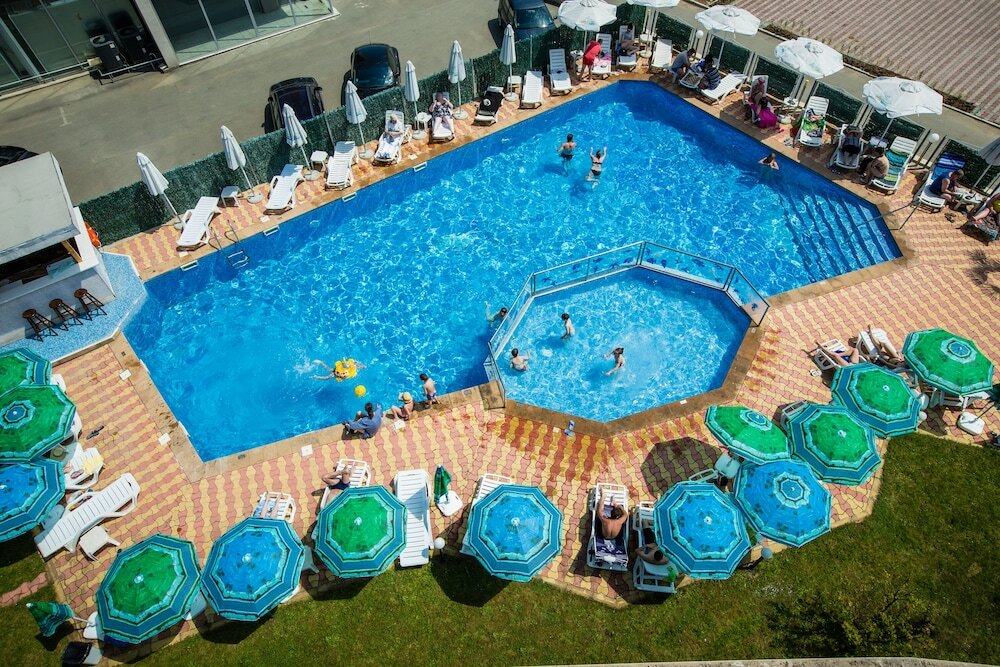 Фото Bohemi Hotel