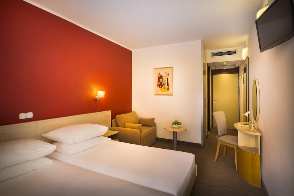 Фото 161190283683