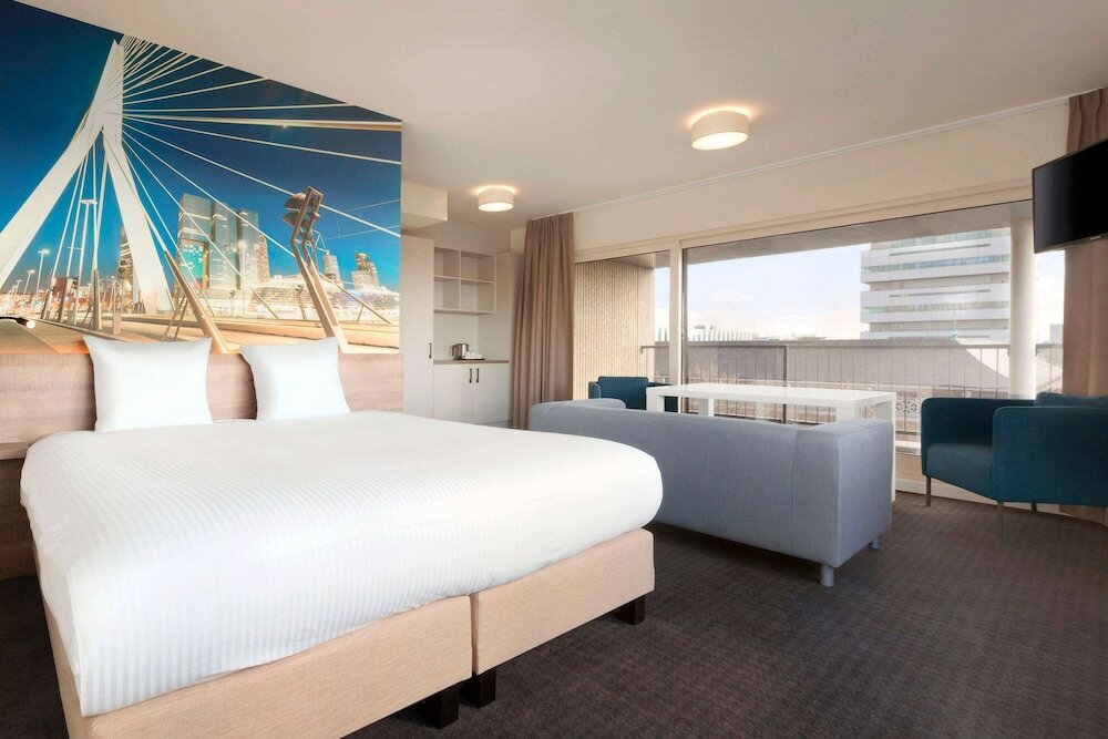 Фото Rotterdam Teleport Hotel