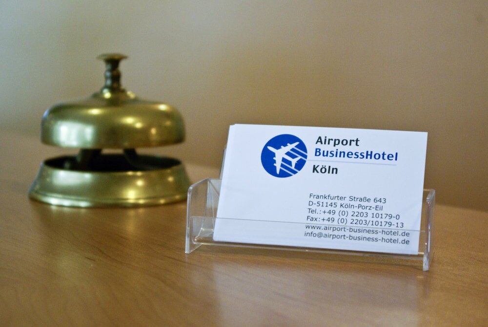 Фото Airport Businesshotel Koeln