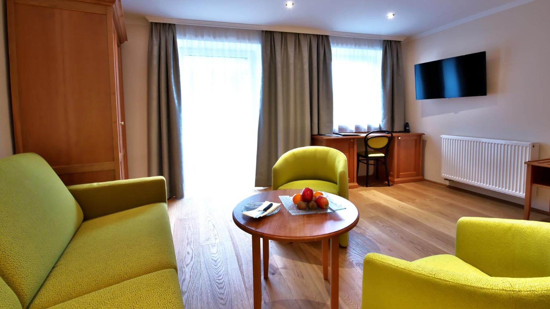 Фото Hotel Weisser Hirsch