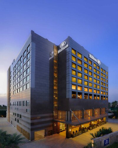 Внешний вид отеля Hilton Chennai в Ченнаях, фото 1