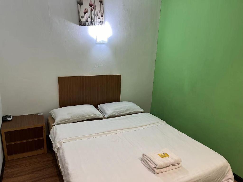 Фото The Garden Inn