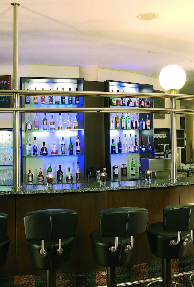 Фото Nh Weinheim