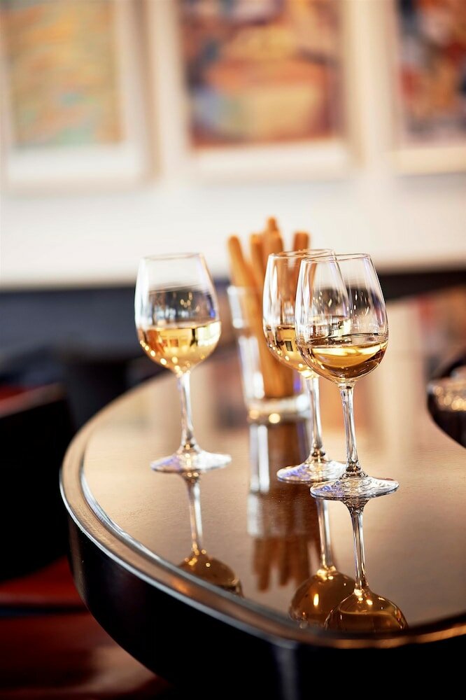 Фото Sorell Hotel Ador