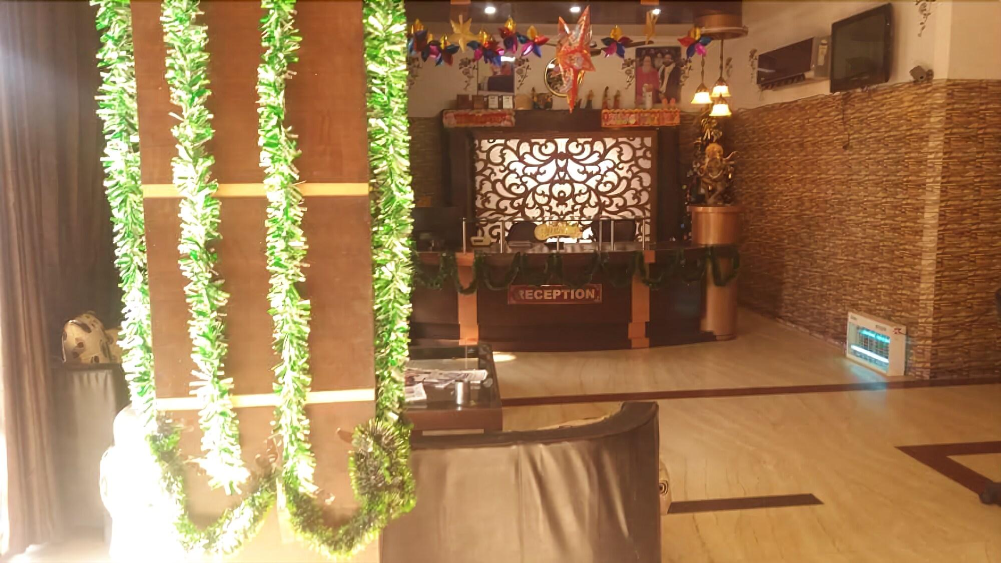 Фото Hotel Krishna Residency