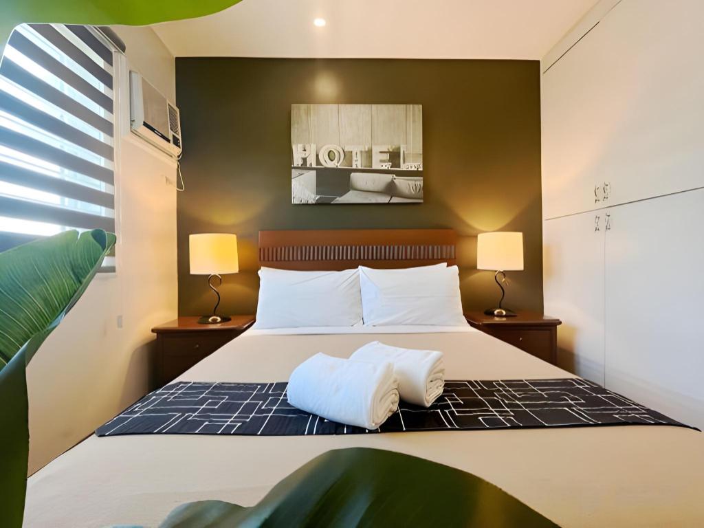 Фото Townhouse Oak Avitel Hotel