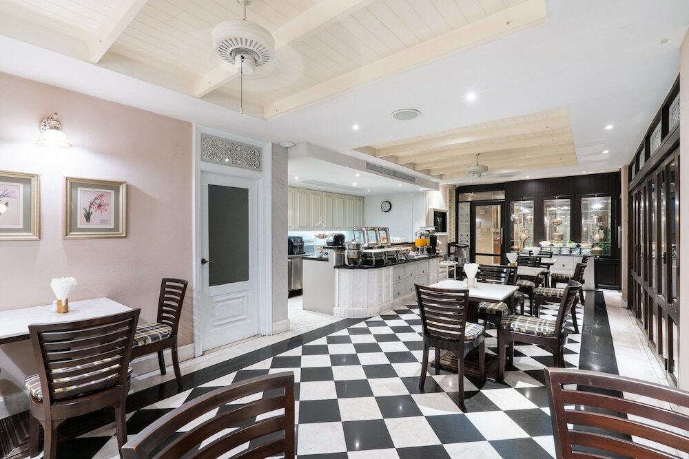 Фото Salil Hotel Sukhumvit Soi 8