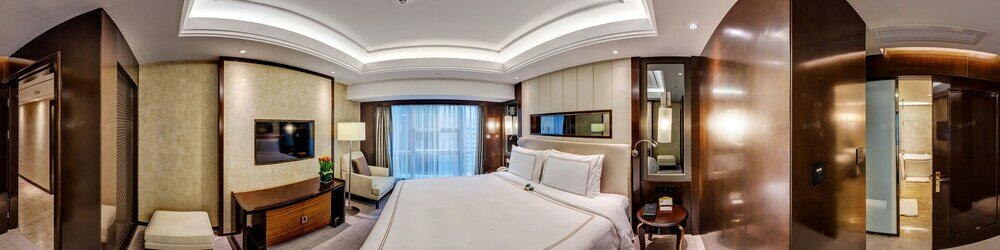 Фото The Pavilion Century Tower