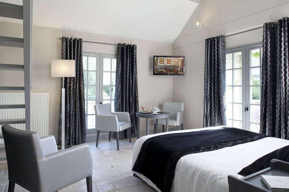 Фото Aux Vieux Remparts