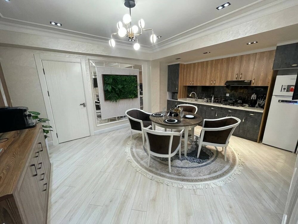 Фото Zarafshan Grand Hotel