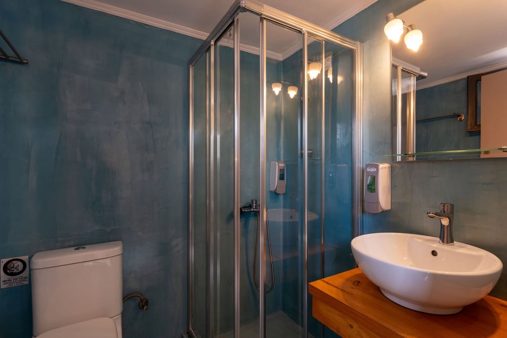 Фото Anemos Inn by Estia