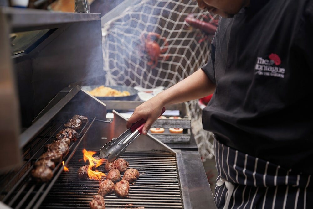 Фото The Montague On The Gardens by Red Carnation Hotel Collection