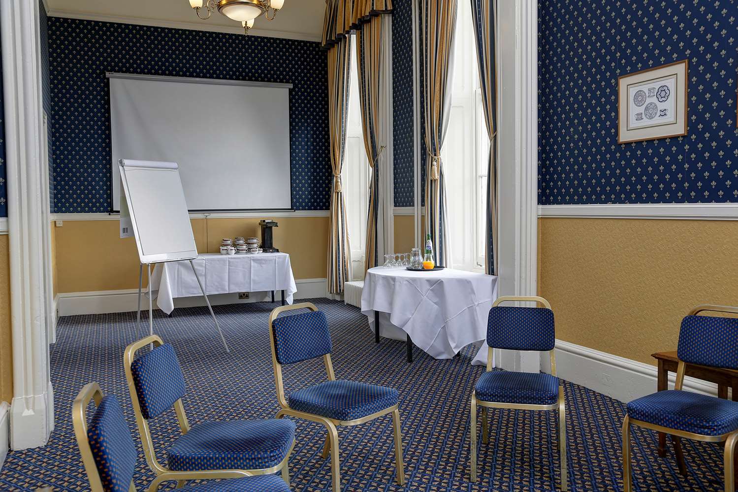 Фото Best Western Queens Hotel