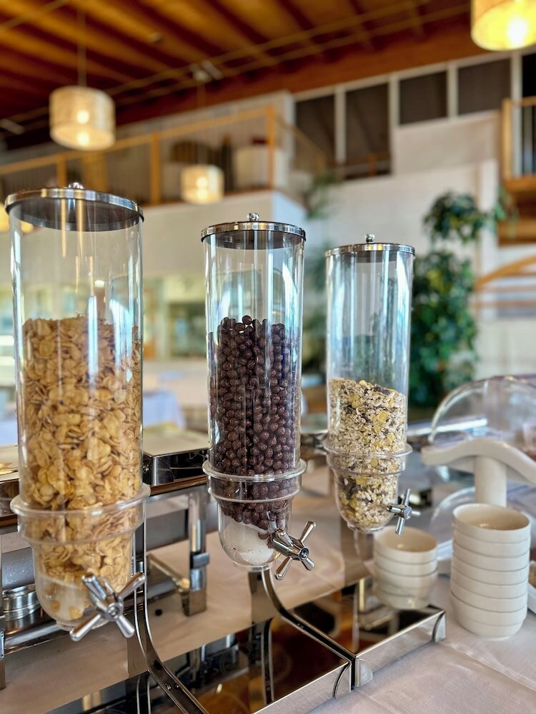 Фото Aragosta Hotel & Restaurant