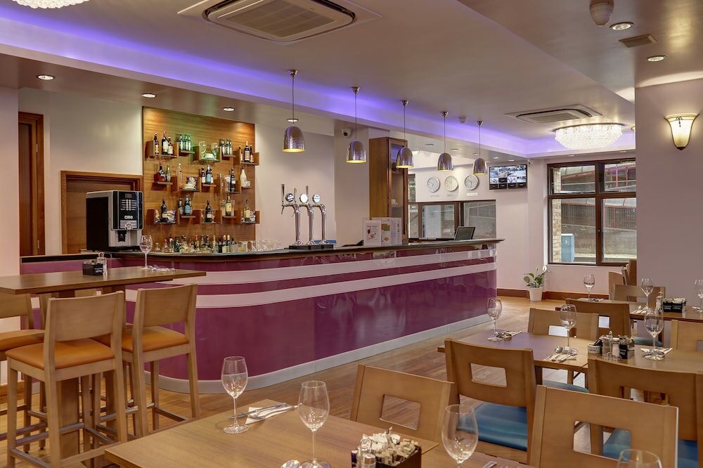 Фото The Airlink Hotel London Heathrow