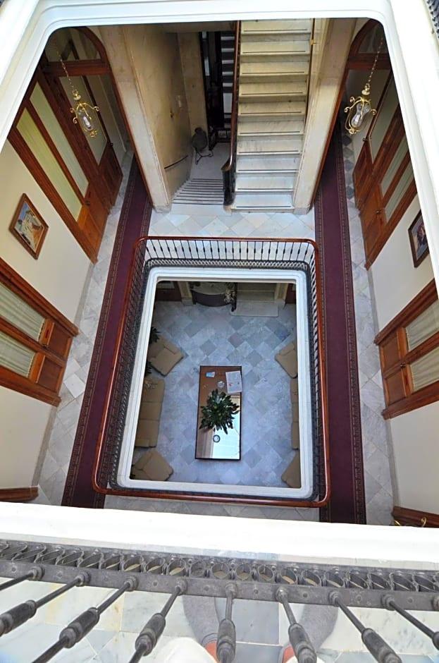 Фото Nuevo Hotel