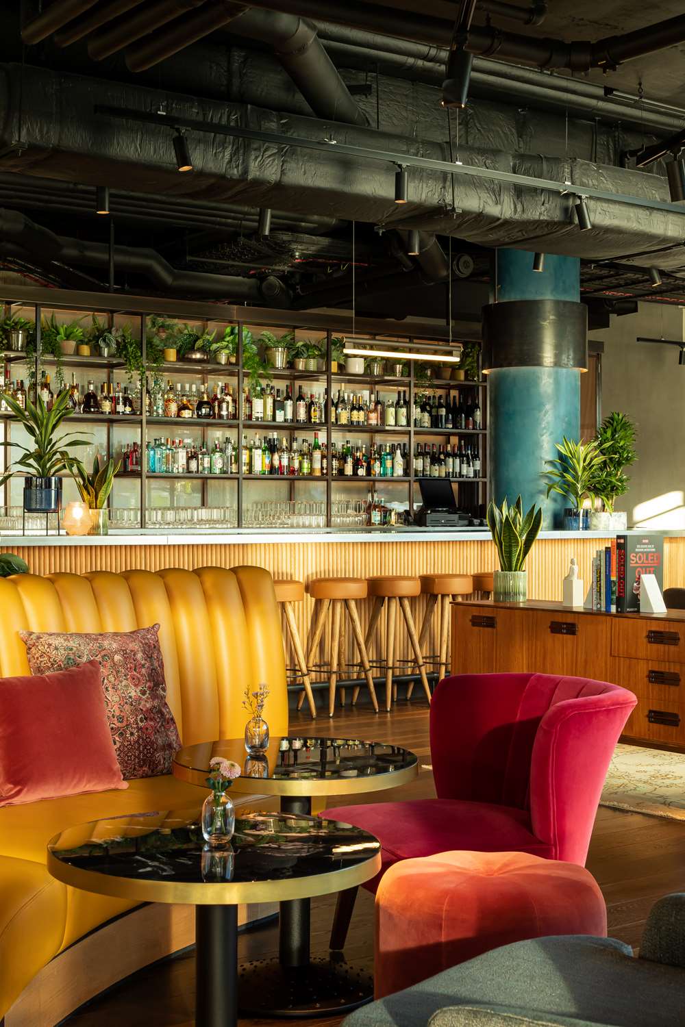 Фото The Gantry London, Curio Collection by Hilton