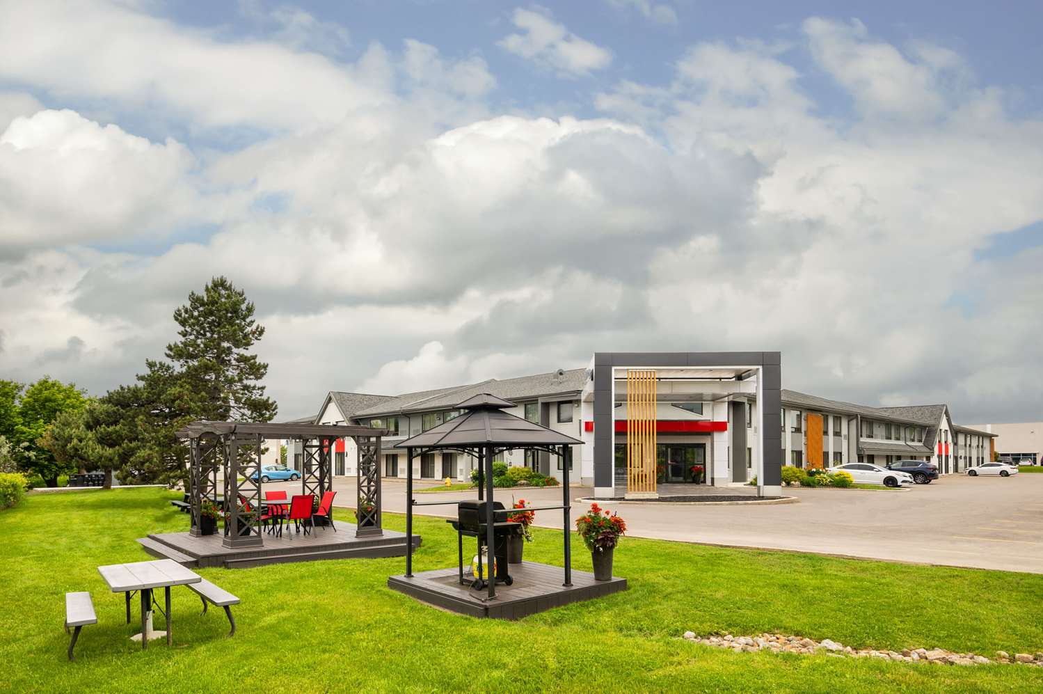 Фото Comfort Inn Newmarket