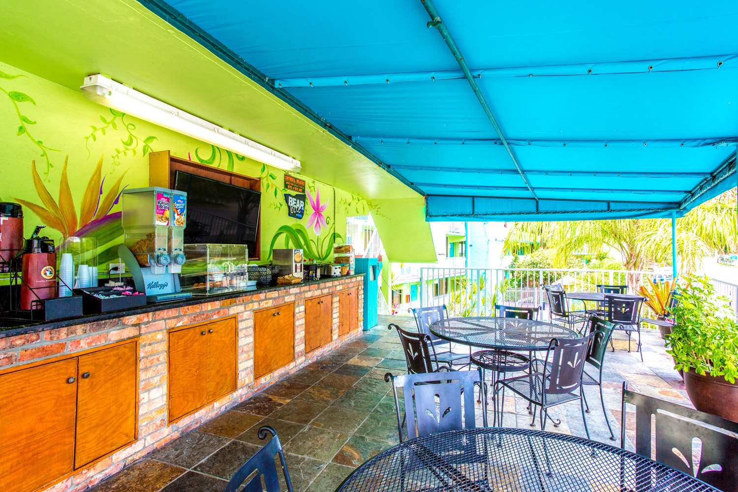 Фото Ocean Reef Hotel