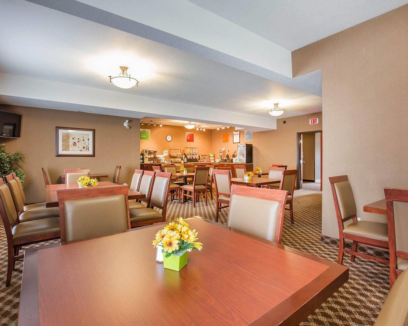 Фото Comfort Inn & Suites