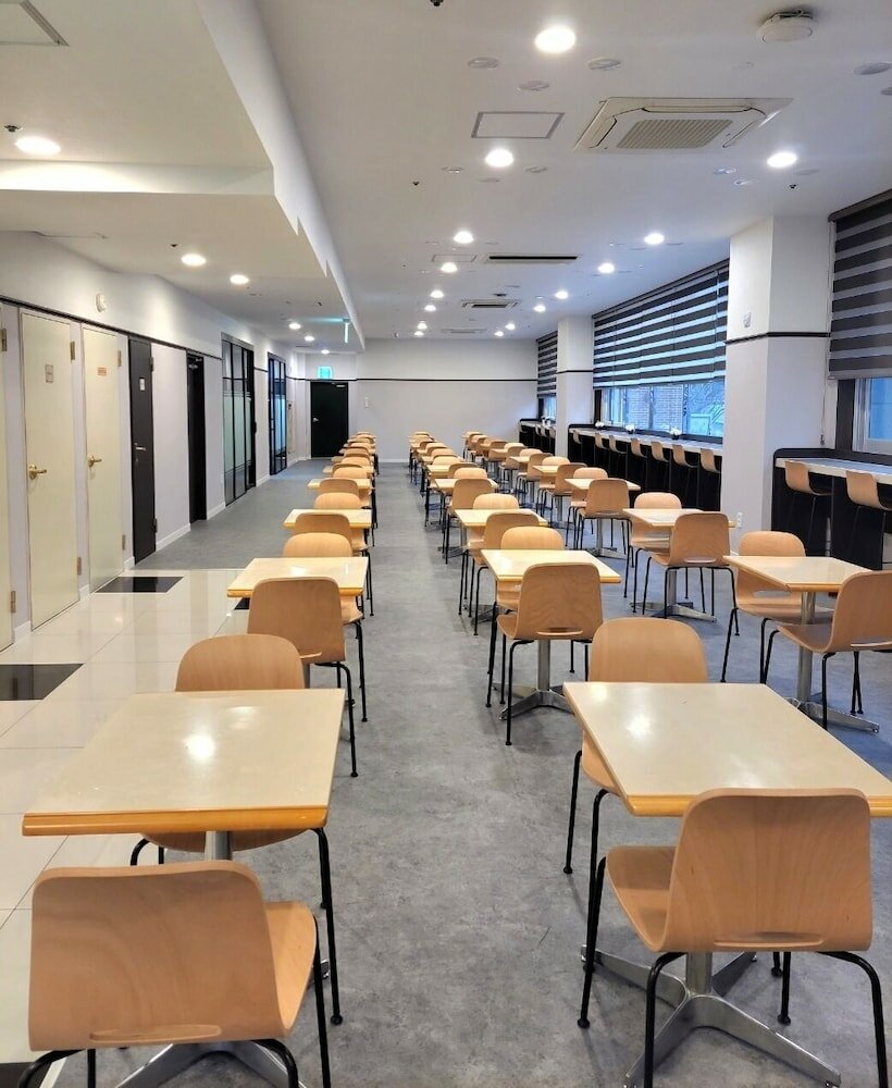 Фото Toyoko Inn Busan Jungang Station