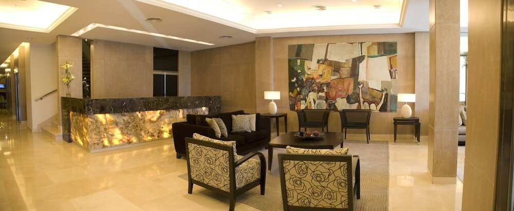 Фото Hotel Iruña