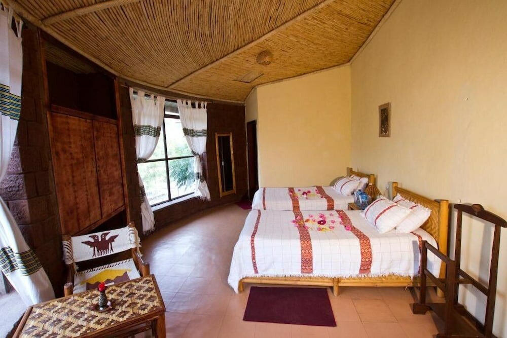 Фото Lal Hotel and SPA