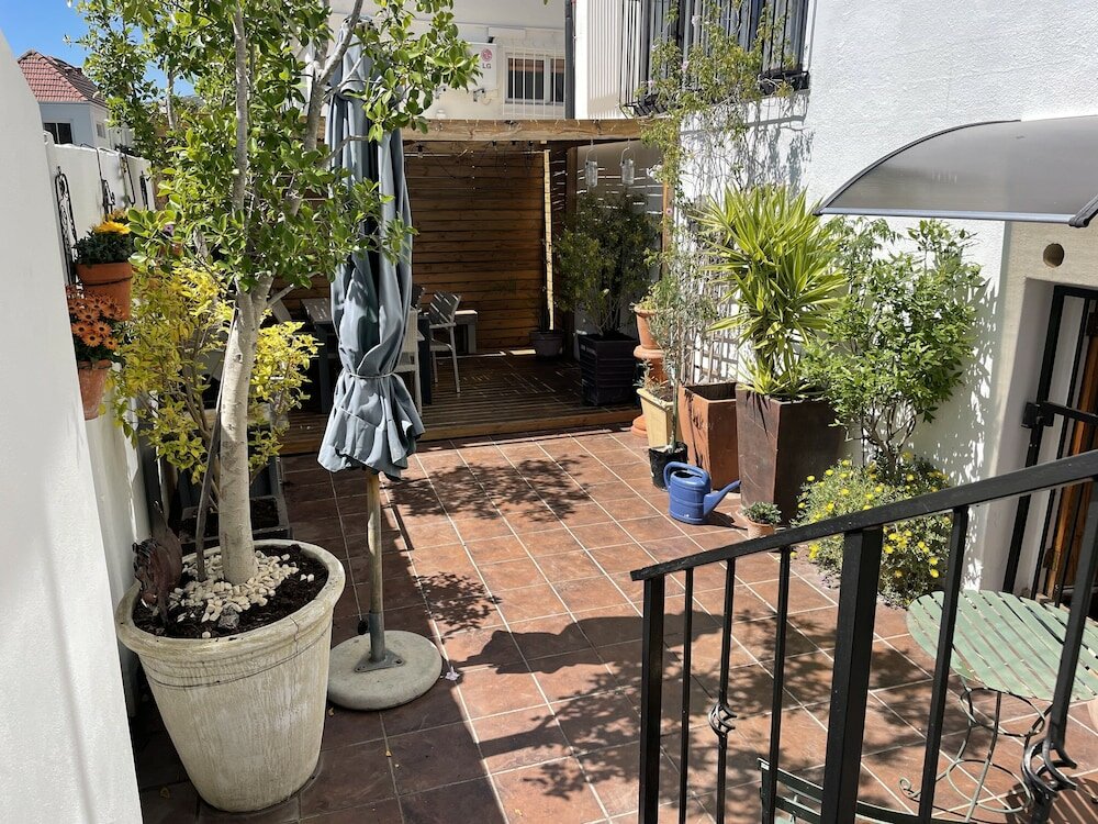 Фото Belmont Guest House