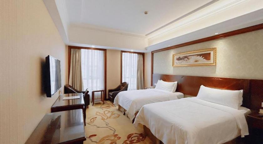 Фото Vienna Hotel Shanghai Wild Animal Park