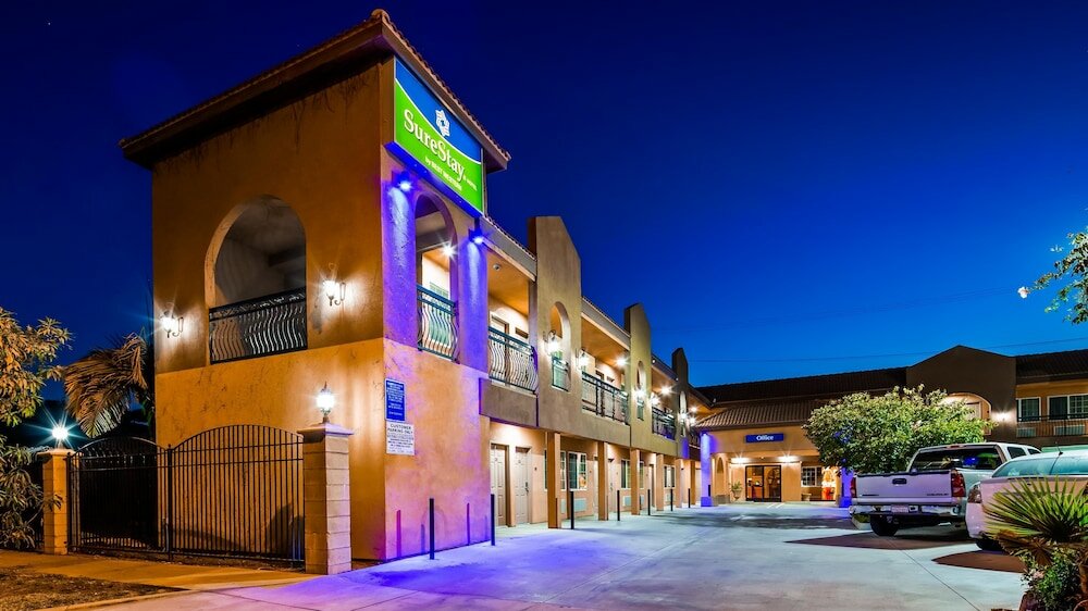 Фото Motel 6 South Gate, Ca