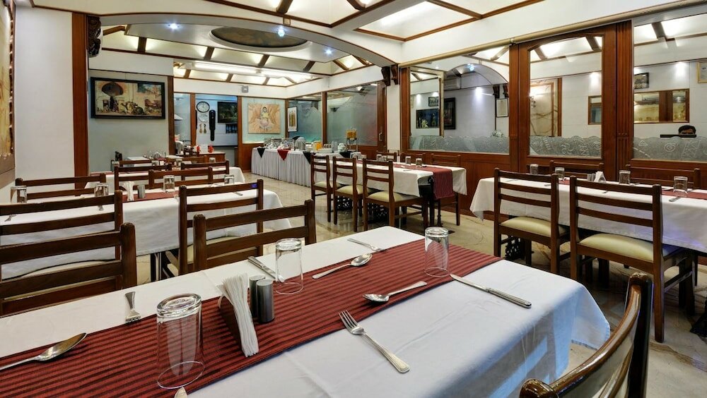 Фото Hotel Regal Enclave