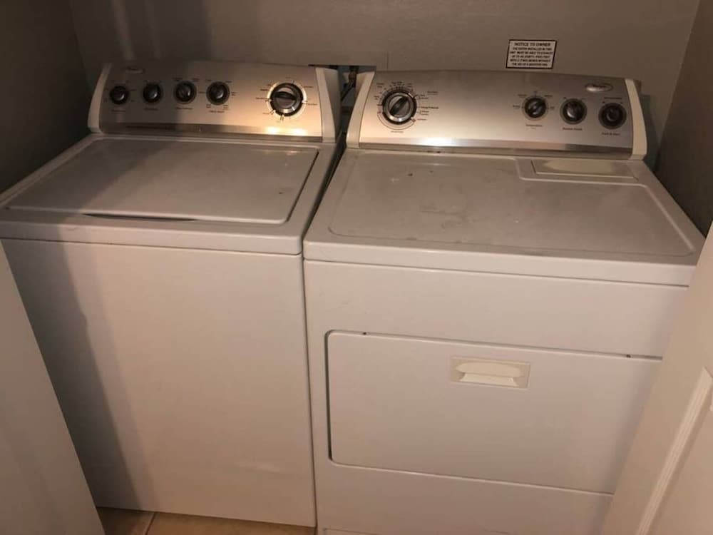 Фото Tideview 166 · New Ultra Modern & Super Clean 3 Full Suites