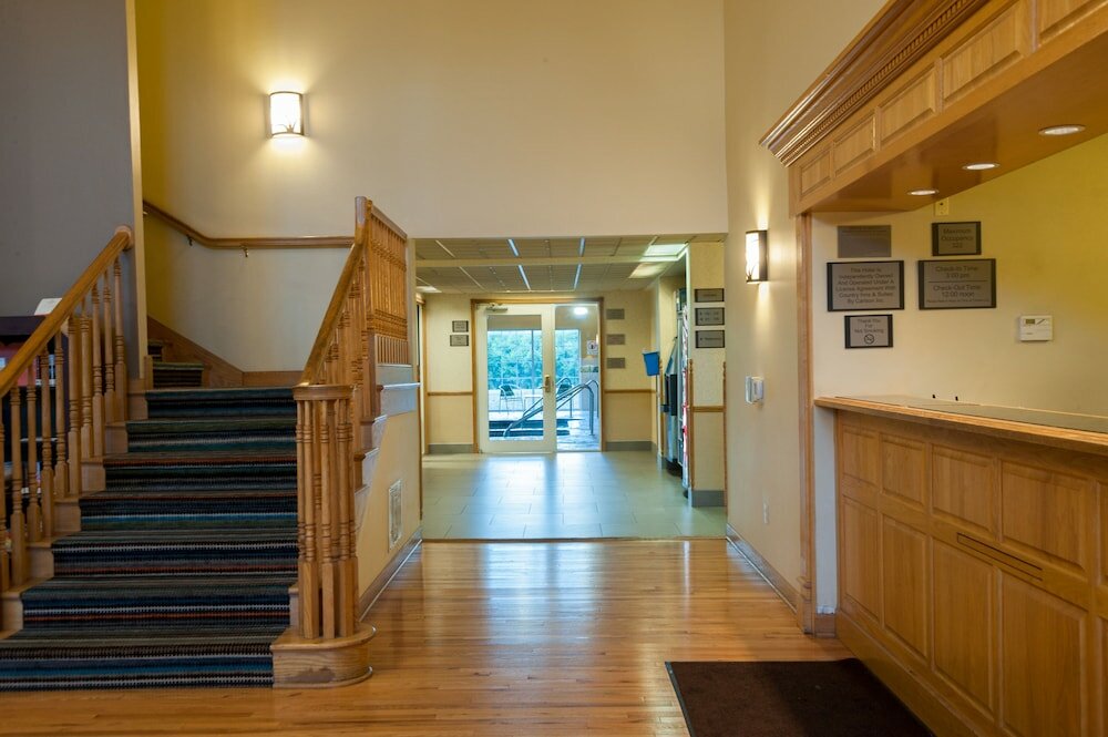 Фото Country Inn & Suites by Radisson, Milwaukee Airport, Wi