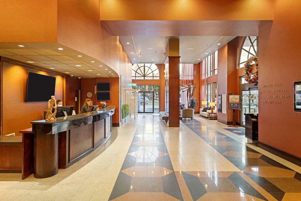 Фото Executive Hotel Vancouver Airport