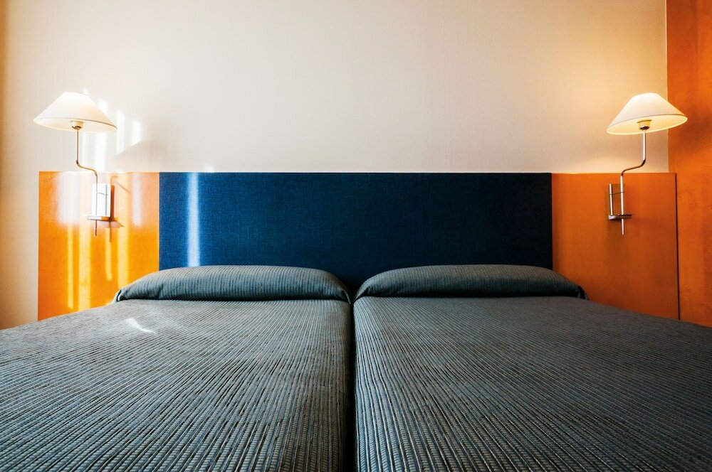 Фото Hotel Villacarlos