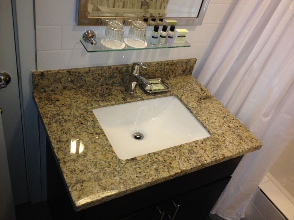 Фото Executive Hotel Vintage Court