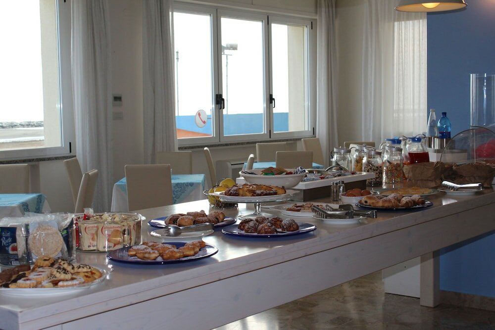 Фото Riviera Mare Beach Life Hotel