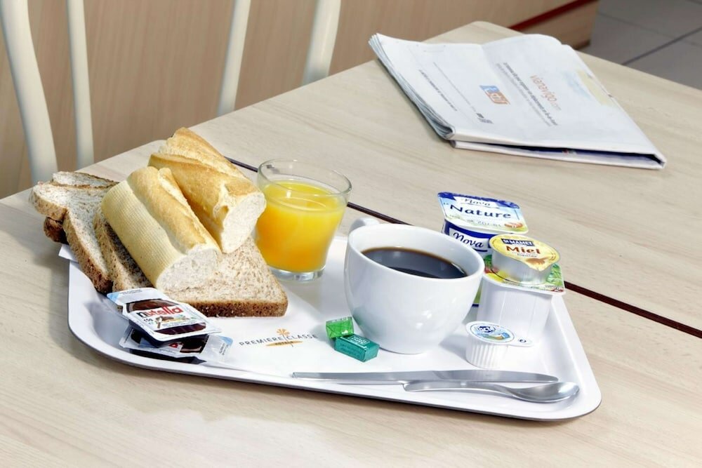 Фото Hotel Premiere Classe Pau Est Bizanos