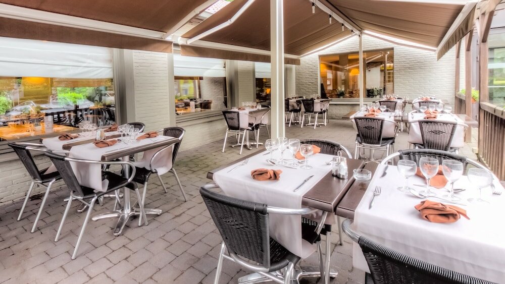 Фото Logis Hotel Restaurant des Acacias Lille Tourcoing