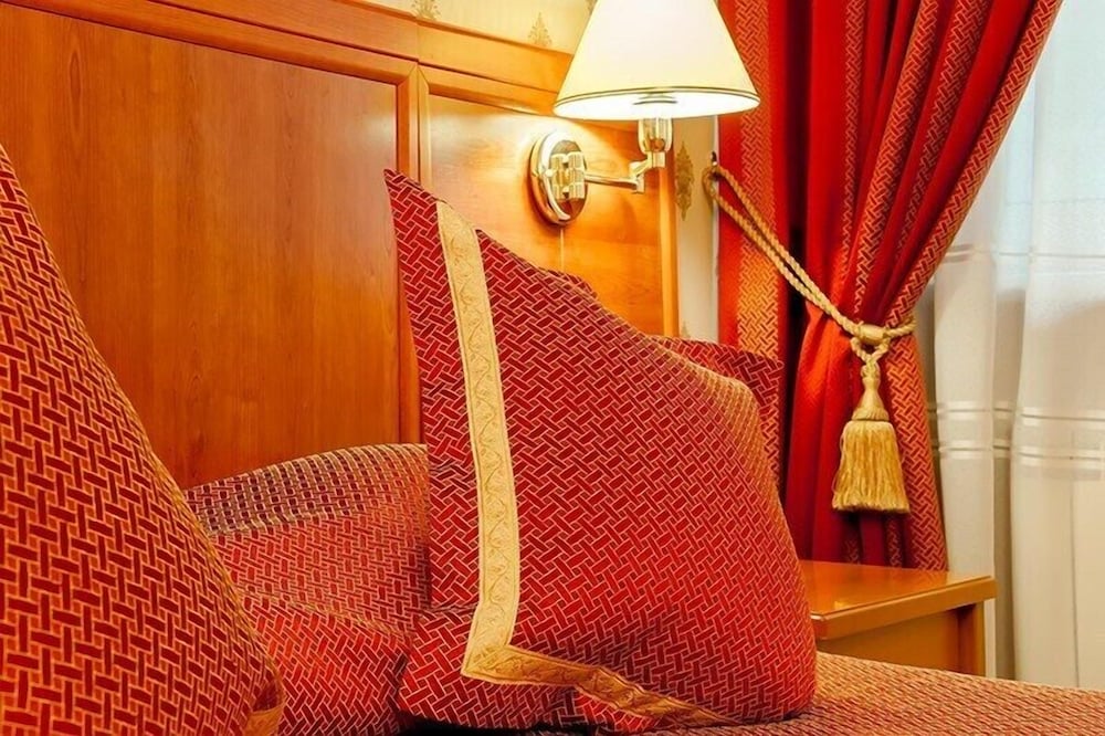 Фото Astana International Hotel