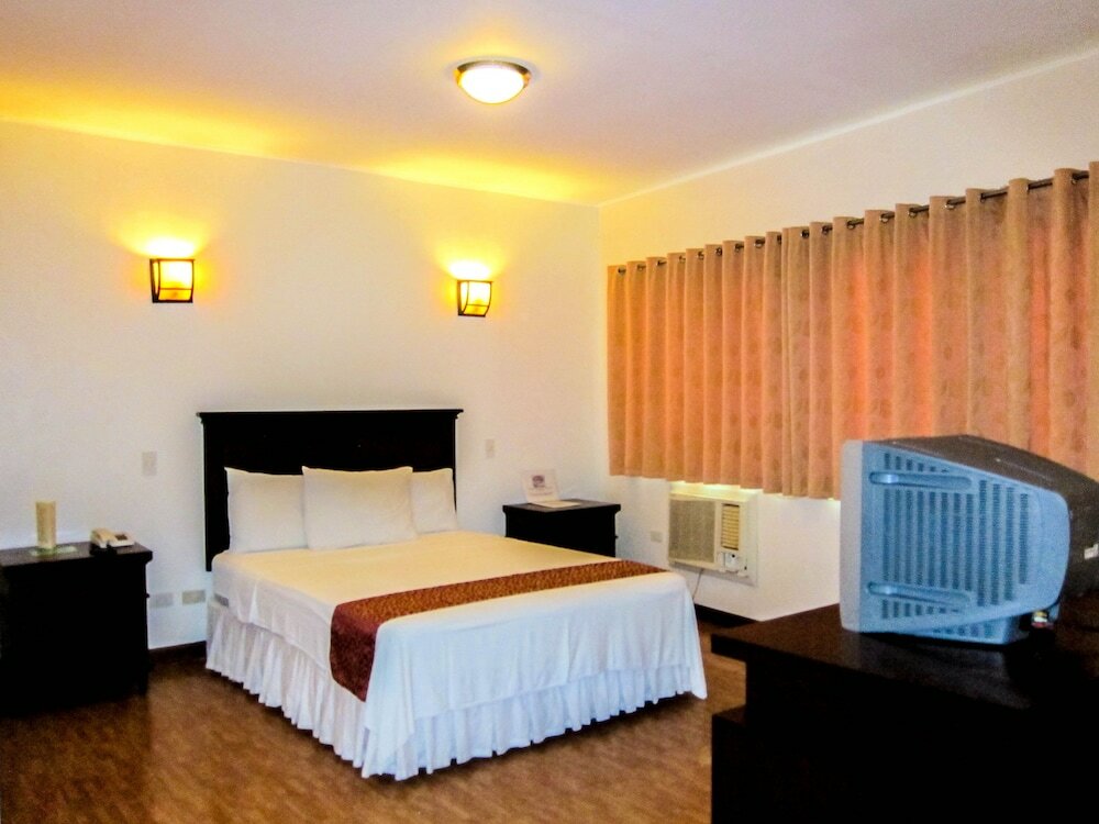 Фото Oftana Suites