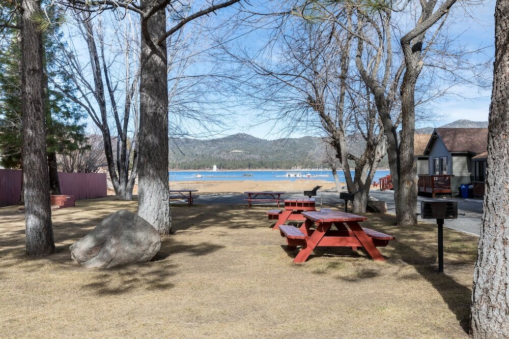 Фото Big Bear Frontier