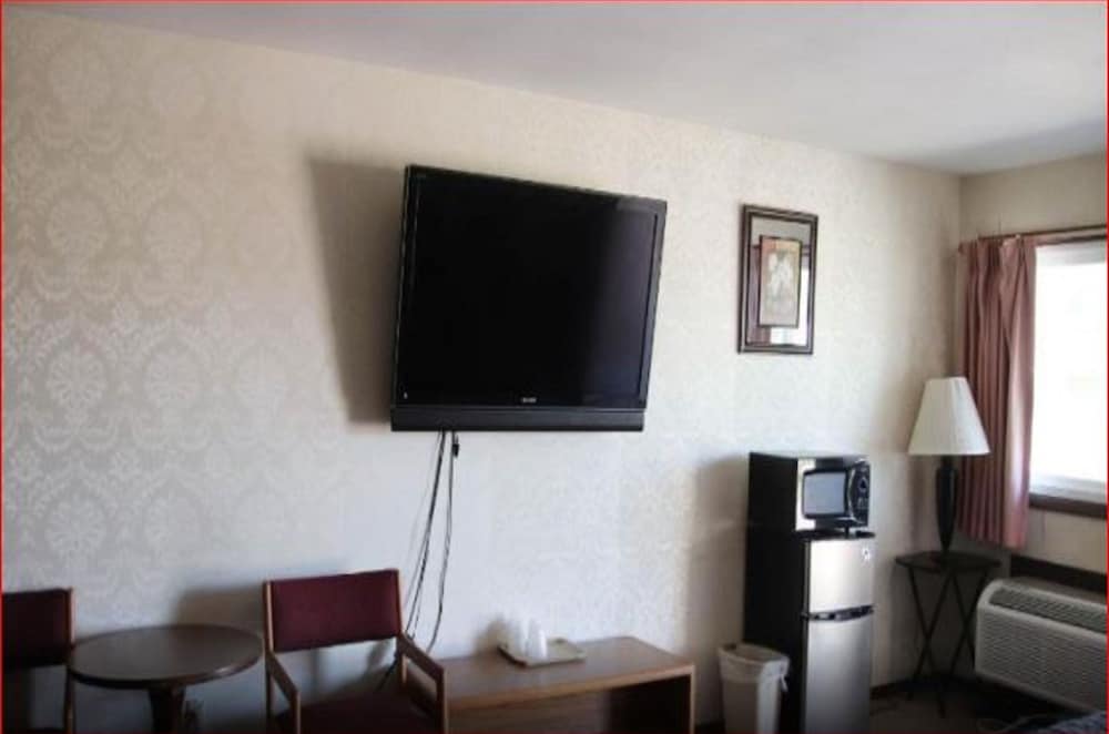 Фото Love Hotels Tomahawk by Oyo at Lake Mohawksin Wi