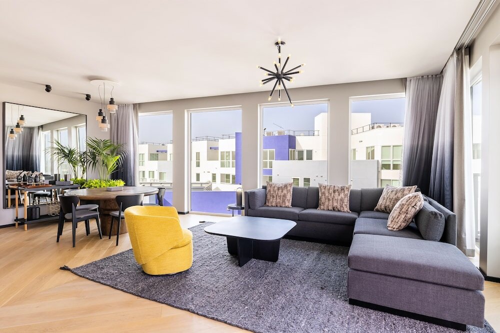 Фото The Shay, a Destination by Hyatt Hotel