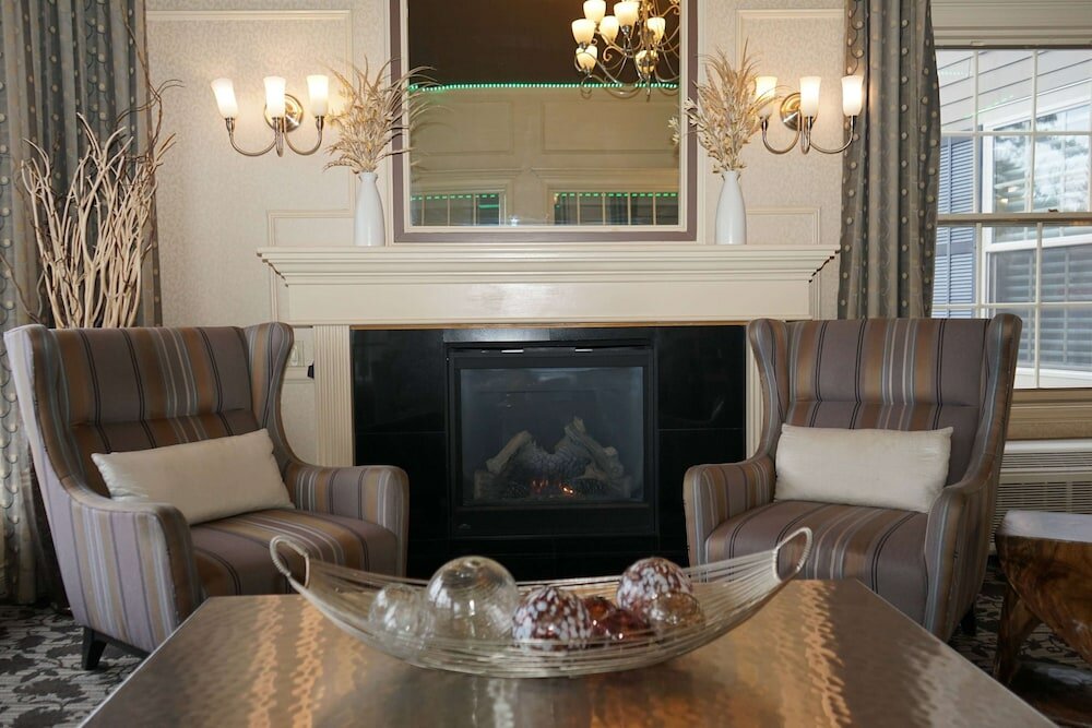 Фото Wingate by Wyndham Bellingham Heritage Inn
