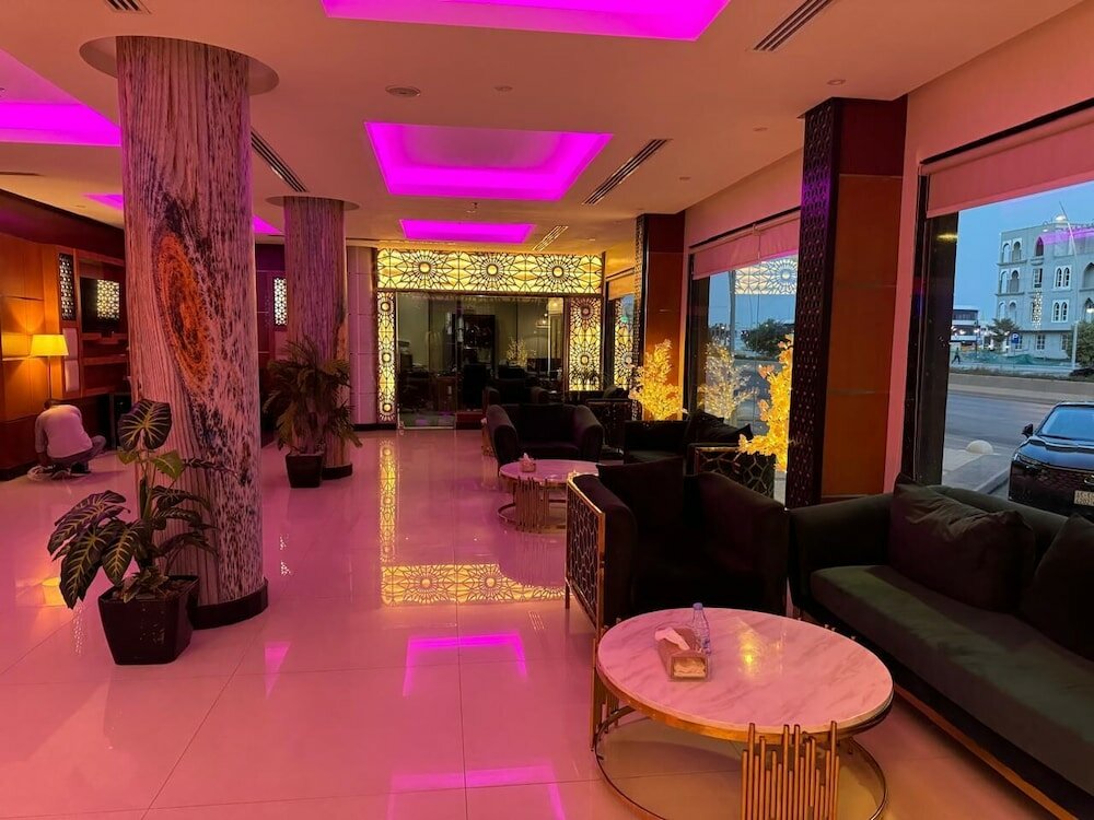 Фото Meral Crown Hotel